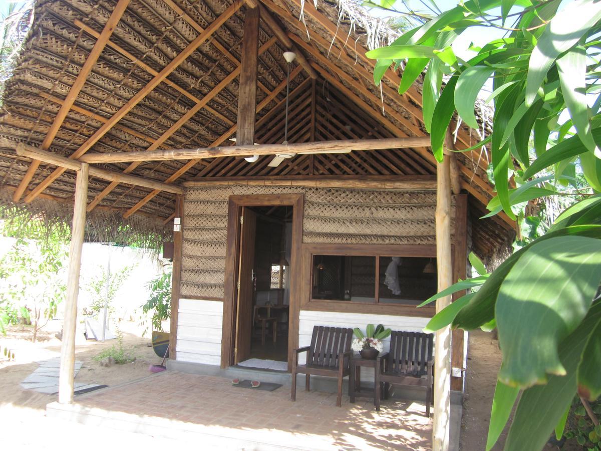 Stardust Beach Hotel Arugam Bay Exterior photo