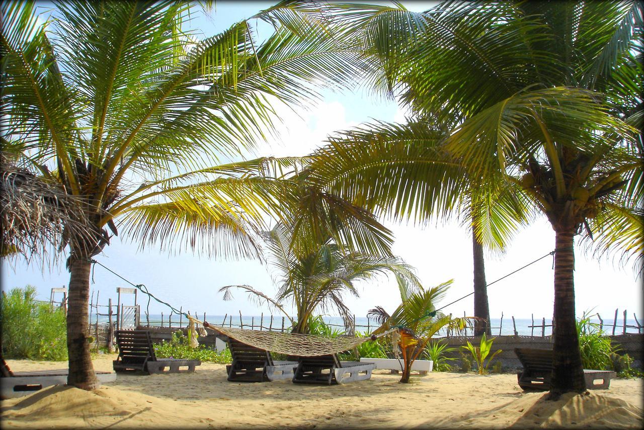 Stardust Beach Hotel Arugam Bay Exterior photo